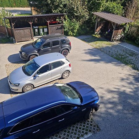 Erholung Pur Nahe Krankenhaus & Uni Mit Parkplatz! Apartment Graz Luaran gambar