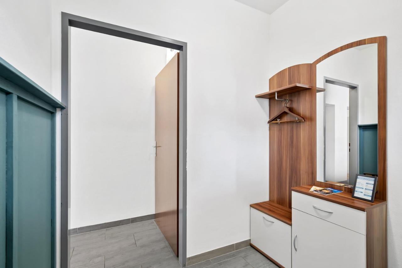 Erholung Pur Nahe Krankenhaus & Uni Mit Parkplatz! Apartment Graz Luaran gambar